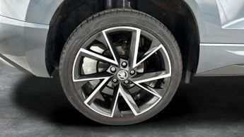 Skoda Karoq 1.5 TSI ACT SportLine DSG (150 ps) - ADAPT CRUISE - HIGH BEAM AS