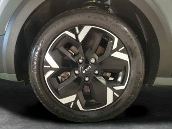 Kia Niro 64.8kWh 2 (201 bhp) - CRUISE - PADDLE SHIFT - CLIMATE CONTROL