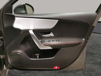 Mercedes-Benz A Class 1.5 A180d AMG Line 7G-DCT (116 ps) - HEATED LEATHER - COMFORT PA