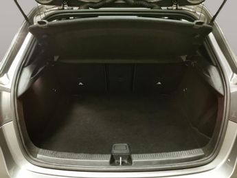 Mercedes-Benz A Class 1.5 A180d AMG Line 7G-DCT (116 ps) - HEATED LEATHER - COMFORT PA