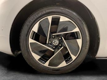 Volkswagen ID.3 Pro 58kWh Life (145 ps) - BLUETOOTH - PARK SENSORS - DAB
