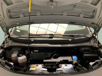 Volkswagen ID.3 Pro 58kWh Life (145 ps) - BLUETOOTH - PARK SENSORS - DAB
