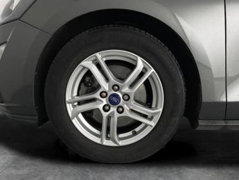 Ford Focus 1.5 EcoBlue Zetec (120 ps) - WIFI - BLUETOOTH - CRUISE