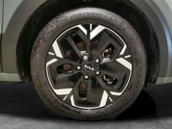 Kia Niro 64.8kWh 2 (201 bhp) - CRUISE - PADDLE SHIFT - CLIMATE CONTROL