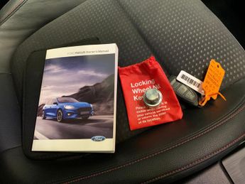 Ford Focus 1.5T EcoBoost ST-Line X (182 ps) - BLUETOOTH - CRUISE - FORD MYK