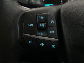 Ford Focus 1.5 EcoBlue Zetec (120 ps) - FORD SYNC3 - BLUETOOTH - CRUISE