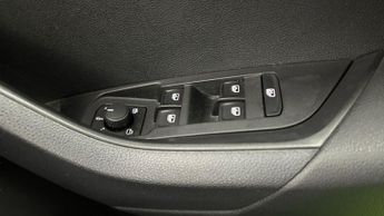 Skoda Karoq 1.5 TSI ACT SportLine DSG (150 ps) - ADAPT CRUISE - HIGH BEAM AS