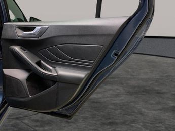 Ford Focus 1.5T EcoBoost ST-Line X (182 ps) - BLUETOOTH - CRUISE - FORD MYK