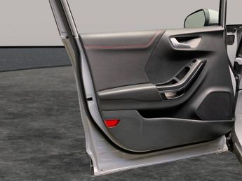 Ford Puma 1.0T EcoBoost MHEV ST-Line X DCT (125 ps) - NAV - LANE DEPARTURE