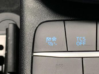 Ford Puma 1.0T EcoBoost MHEV ST-Line X DCT (125 ps) - NAV - LANE DEPARTURE