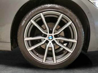 BMW 3 Series 2.0 320i Sport Touring (184 ps) - PERFORMANCE CONTROL