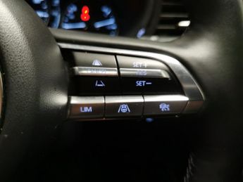 Mazda Mazda3 2.0 e-SKYACTIV-X MHEV GT Sport Tech (186 ps) - REVERSE CAM - NAV