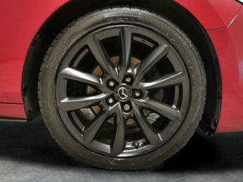 Mazda Mazda3 2.0 e-SKYACTIV-X MHEV GT Sport Tech (186 ps) - REVERSE CAM - NAV