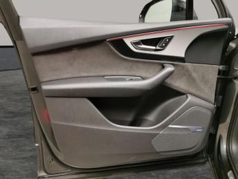 Audi Sq7 4.0 TDI V8 Tiptronic quattro (435 ps) - ADJUSTABLE SUSPENSION - 