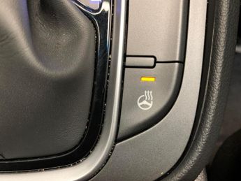 Hyundai Kona 1.6 h-GDi Premium DCT (141 ps) - NAV - HEATED STEERING - LANE DE