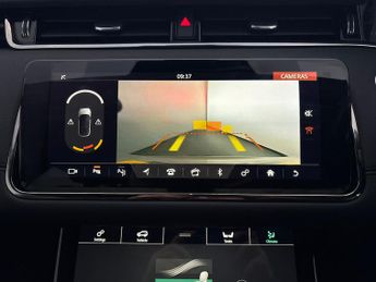 Land Rover Range Rover Evoque 2.0 D150 R-Dynamic SE 4WD (150 ps) - LED - REVERSE CAM - NAV