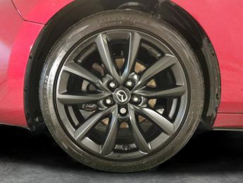 Mazda Mazda3 2.0 e-SKYACTIV-X MHEV GT Sport Tech (186 ps) - REVERSE CAM - NAV