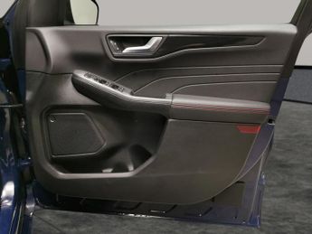 Ford Kuga 2.5 Duratec 14.4kWh ST-Line X Edition Plug-in CVT (225 ps) - NAV