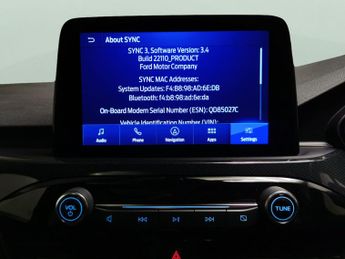 Ford Kuga 2.5 Duratec 14.4kWh ST-Line X Edition Plug-in CVT (225 ps) - NAV