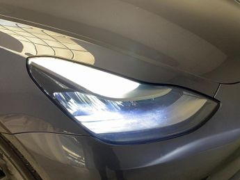 Tesla Model 3 Standard Range Plus RWD (241 bhp) - AUTO PARK - LED - REVERSE CA