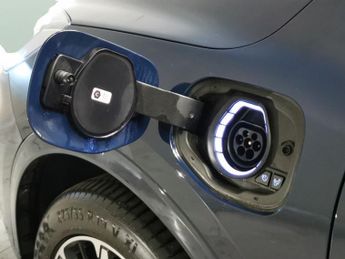 Ford Kuga 2.5 Duratec 14.4kWh ST-Line X Edition Plug-in CVT (225 ps) - NAV