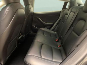 Tesla Model 3 Standard Range Plus RWD (241 bhp) - PARK ASSIST - LED - REVERSE 