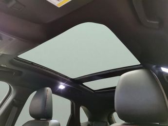 Ford Kuga 2.5 Duratec 14.4kWh ST-Line X Edition Plug-in CVT (225 ps) - NAV