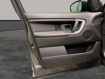 Land Rover Discovery Sport 2.0 TD4 HSE Dynamic Lux 4WD (180 ps) - MERIDIAN AUDIO - NAV