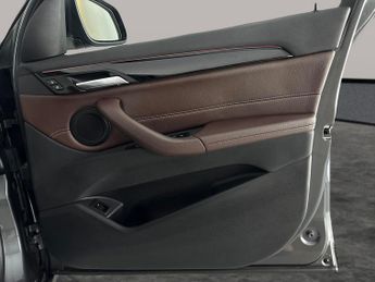 BMW X1 2.0 20i xLine DCT sDrive (192 ps) - HEATED LEATHER - LED - NAV