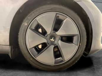 Tesla Model 3 Standard Range Plus RWD (241 bhp) - AUTO PARK - LED - REVERSE CA