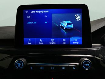 Ford Kuga 2.5 Duratec 14.4kWh ST-Line X Edition Plug-in CVT (225 ps) - NAV