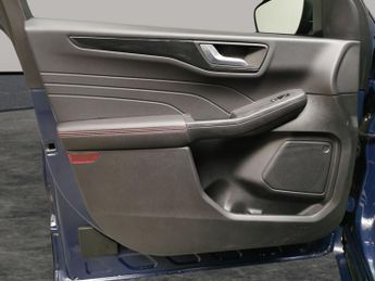 Ford Kuga 2.5 Duratec 14.4kWh ST-Line X Edition Plug-in CVT (225 ps) - NAV