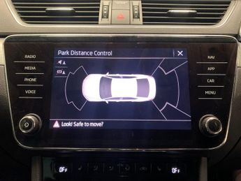 Skoda Superb 1.4 TSI iV 13kWh SE Technology Plug-in DSG (218 ps) - DRIVER MEM