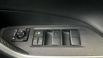 Toyota RAV4 2.5 VVT-h GPF Design CVT (218 ps) - LED - REVERSE CAM - NAV