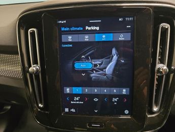 Volvo XC40 Recharge Twin 78kWh AWD (408 ps) - CRUISE - HALF LEATHER - 19IN 