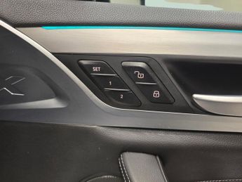 BMW iX3 80kWh Premier Edition (286 ps) - LEATHER - HEATED SEATS