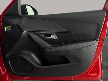 Peugeot E-208 50kWh GT (7kW Charger) (136 ps) - REVERSE CAM - NAV - BLIND SPOT