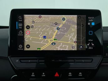 Volkswagen ID.3 Pro Performance 58kWh Life (204 ps) - HEATED SEATS - NAV - COMFO