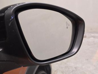 Peugeot E-2008 50kWh GT (7kW Charger) (136 ps) - LED - REVERSE CAM - NAV