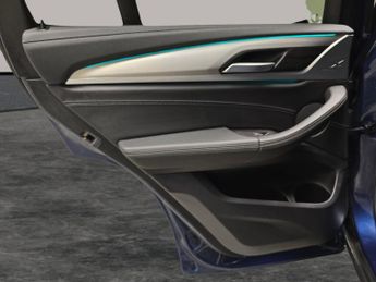 BMW iX3 80kWh Premier Edition (286 ps) - LEATHER - HEATED SEATS