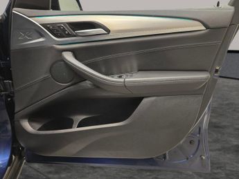 BMW iX3 80kWh Premier Edition (286 ps) - LEATHER - HEATED SEATS