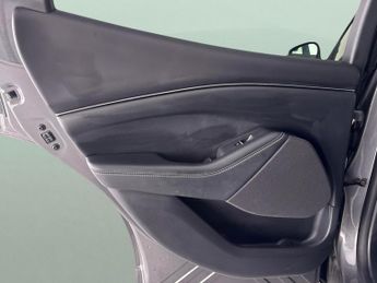 Ford Mustang Mach-e Standard Range 70kWh Automatic (269 ps) - KEYLESS ENTRY - LED - 