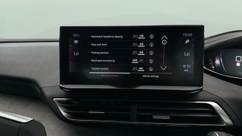 Peugeot 3008 1.2 PureTech GT EAT (130 ps) - SPEED LIMIT RECOG - CLIMATE CONTR