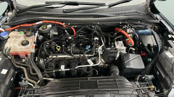 Ford Kuga 2.5h Duratec ST-Line Edition CVT (190 ps) - NAV - LANE DEPARTURE