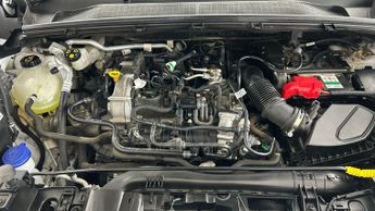 Ford Puma 1.0T EcoBoost MHEV ST-Line Vignale DCT (155 ps) - FORD SYNC3 - C