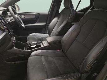 Volvo XC40 Recharge Twin 78kWh AWD (408 ps) - CRUISE - HALF LEATHER - 19IN 