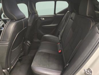 Volvo XC40 Recharge Twin 78kWh AWD (408 ps) - CRUISE - HALF LEATHER - 19IN 