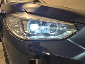 BMW iX3 80kWh Premier Edition (286 ps) - LEATHER - HEATED SEATS