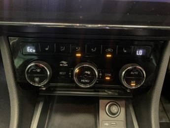 Skoda Superb 1.4 TSI iV 13kWh SE Technology Plug-in DSG (218 ps) - DRIVER MEM