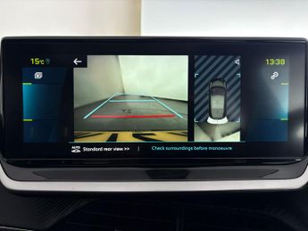 Peugeot E-208 50kWh GT (7kW Charger) (136 ps) - LED - REVERSE CAM - NAV